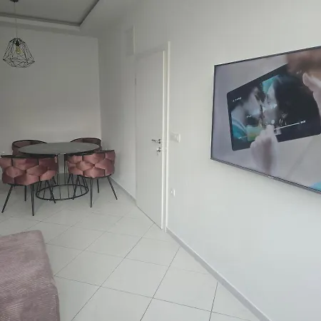 Delux Gabrijel Ζαντάρ