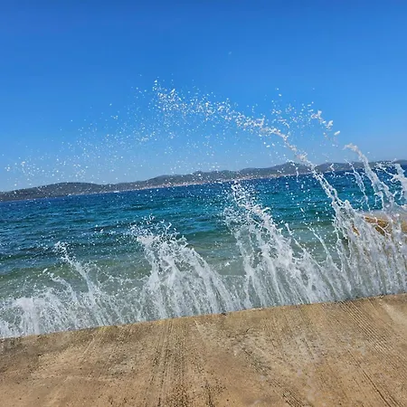 Delux Gabrijel Ζαντάρ